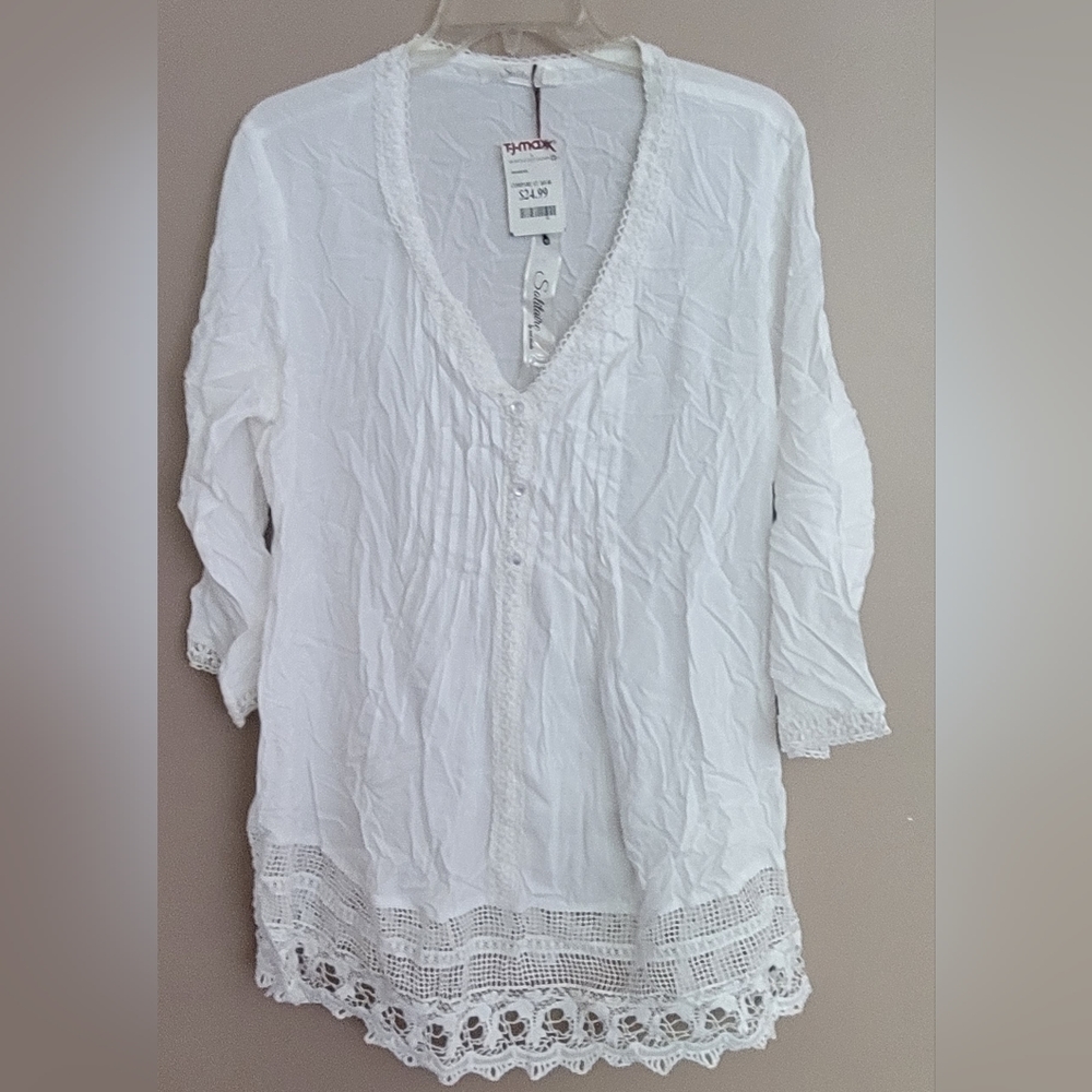 NWT new Solitaire by ravi khosla Size 1X  gorgeous Lace/crochet white blouse top